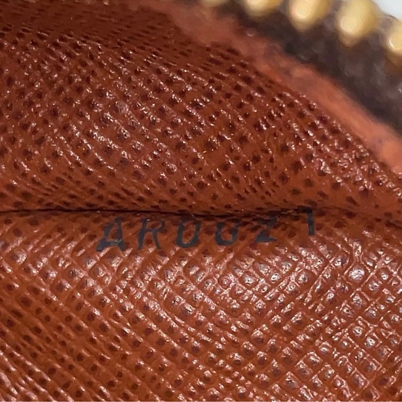 Louis Vuitton Nile Monogram Crossbody Bag - Picture 8 of 16